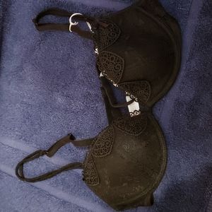 NWT Victoria's Secret Intimissimi Black Bra. Size 30